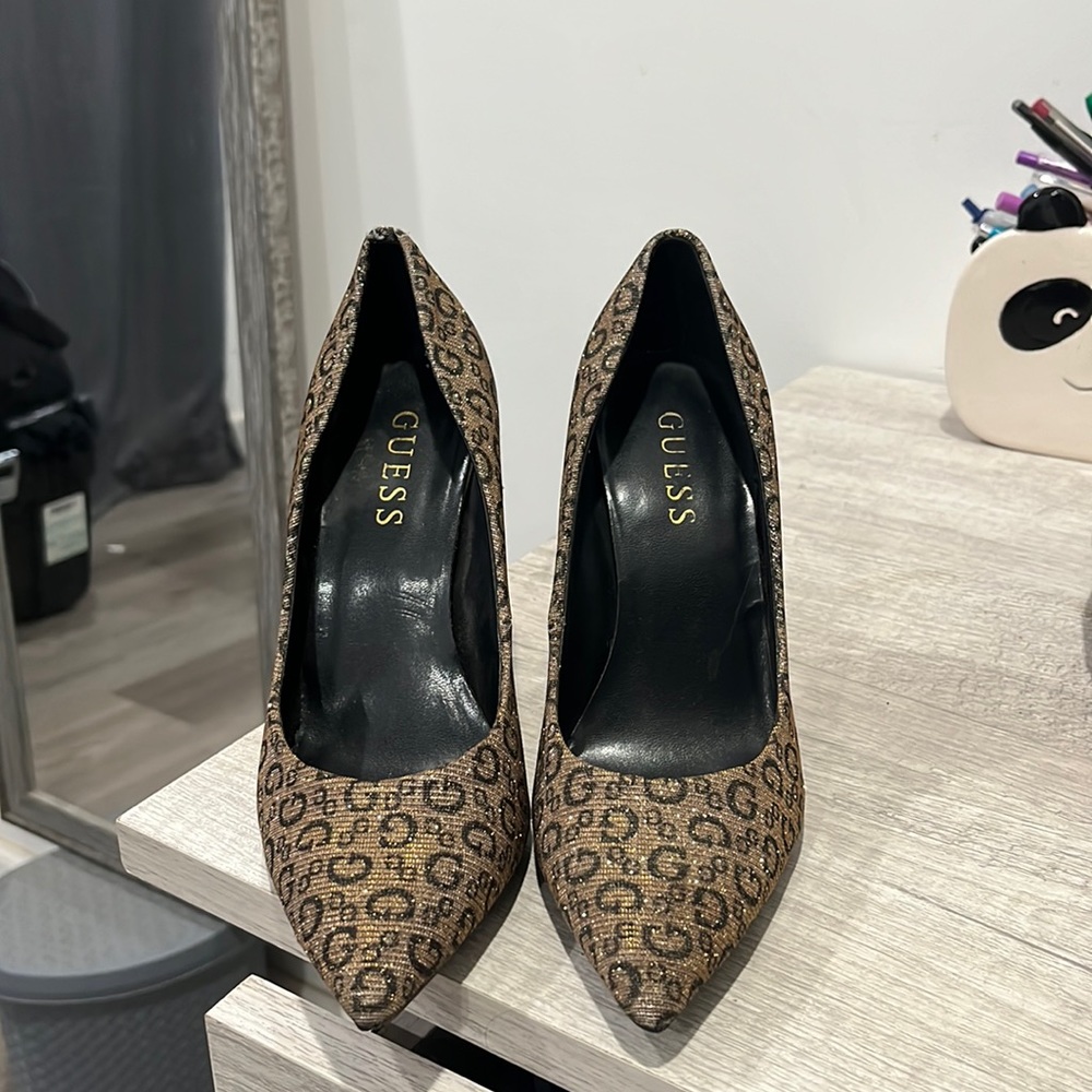Guess gold glitter 5 1/2 women high heels